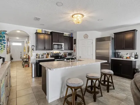 652 SW Sareta Avenue Port St Lucie FL 34953