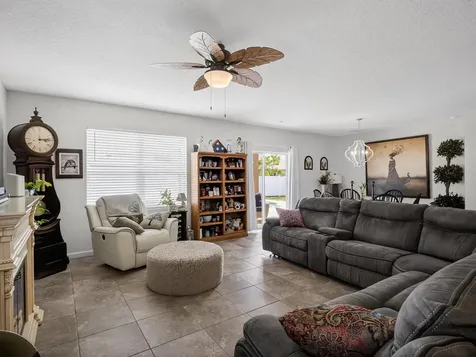 652 SW Sareta Avenue Port St Lucie FL 34953