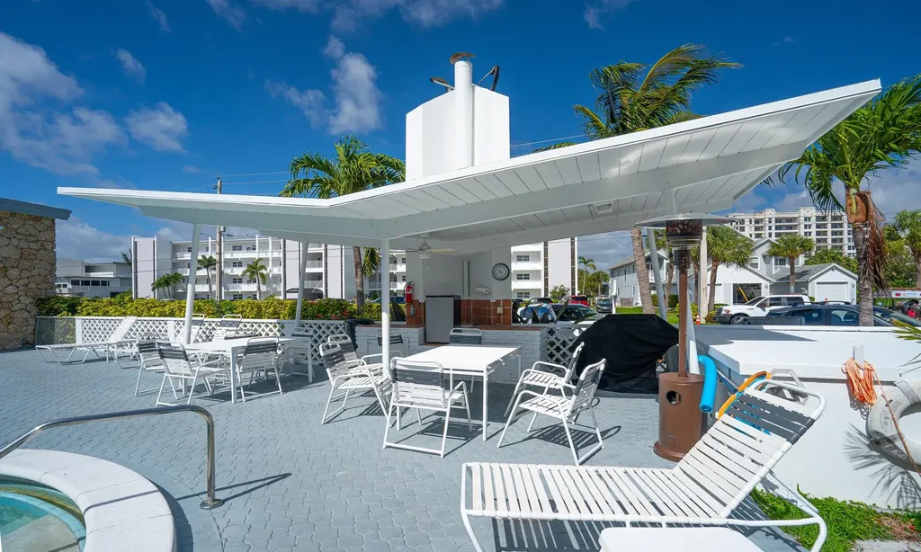 1110 N Riverside Drive Pompano Beach FL 33062