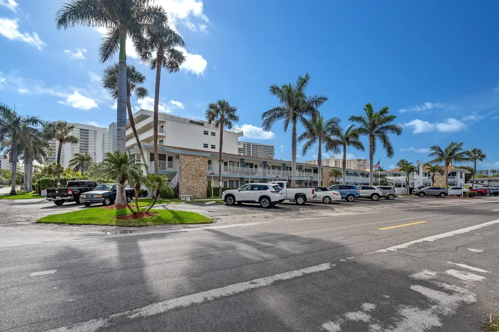 1110 N Riverside Drive Pompano Beach FL 33062
