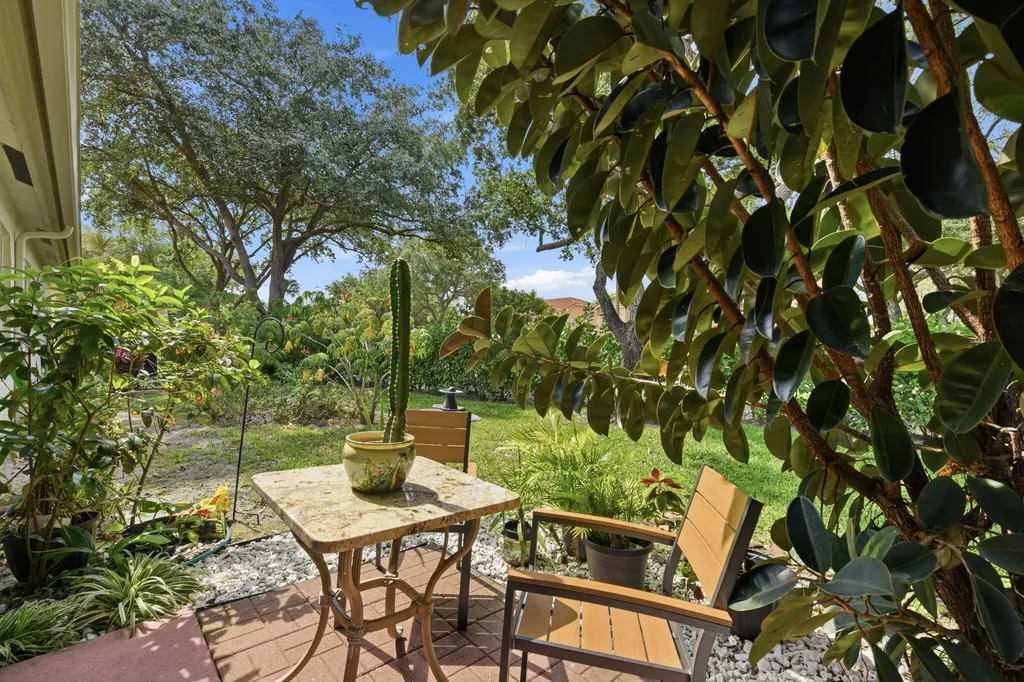 9857 Summerbrook Terrace Boynton Beach FL 33437