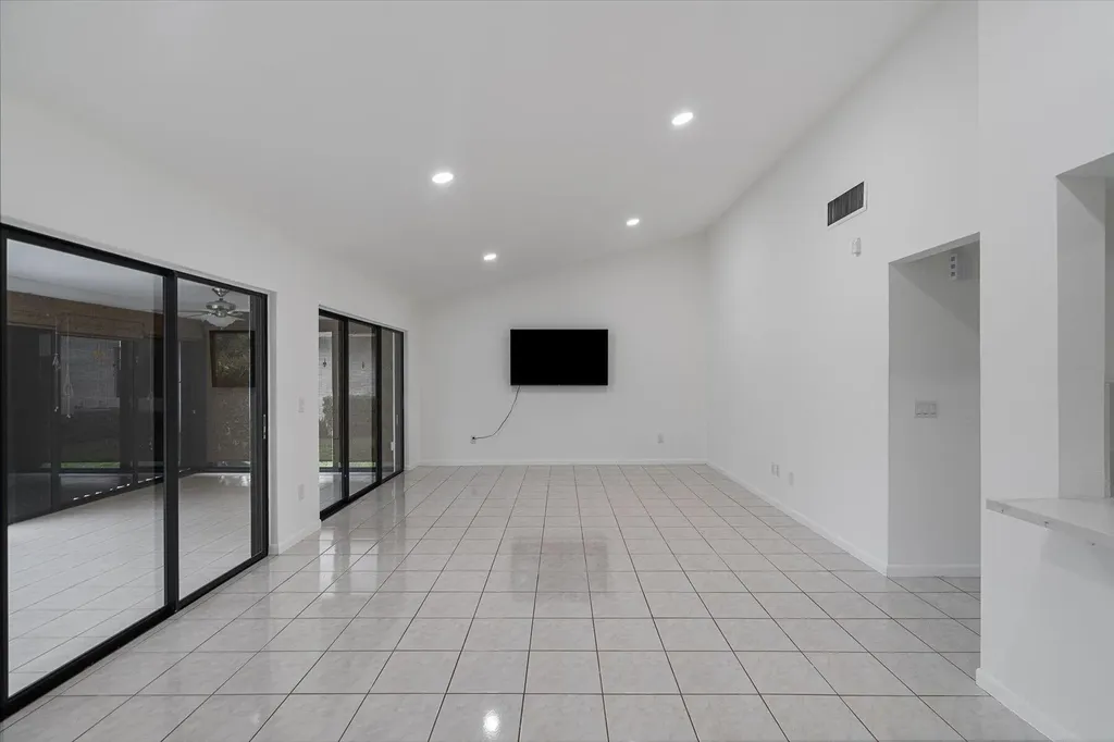 6510 Olivewood Circle Greenacres FL 33463