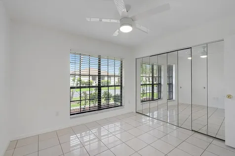 6510 Olivewood Circle Greenacres FL 33463
