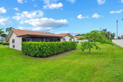 6510 Olivewood Circle Greenacres FL 33463