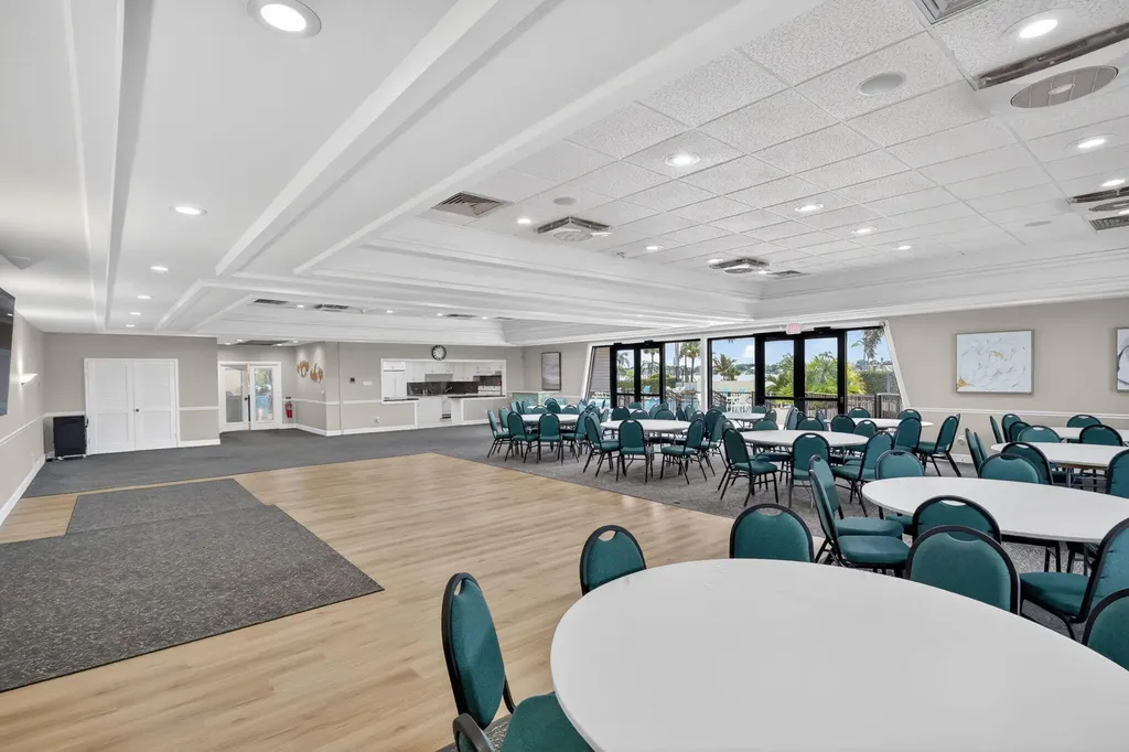 1800 SE Saint Lucie Boulevard Stuart FL 34996