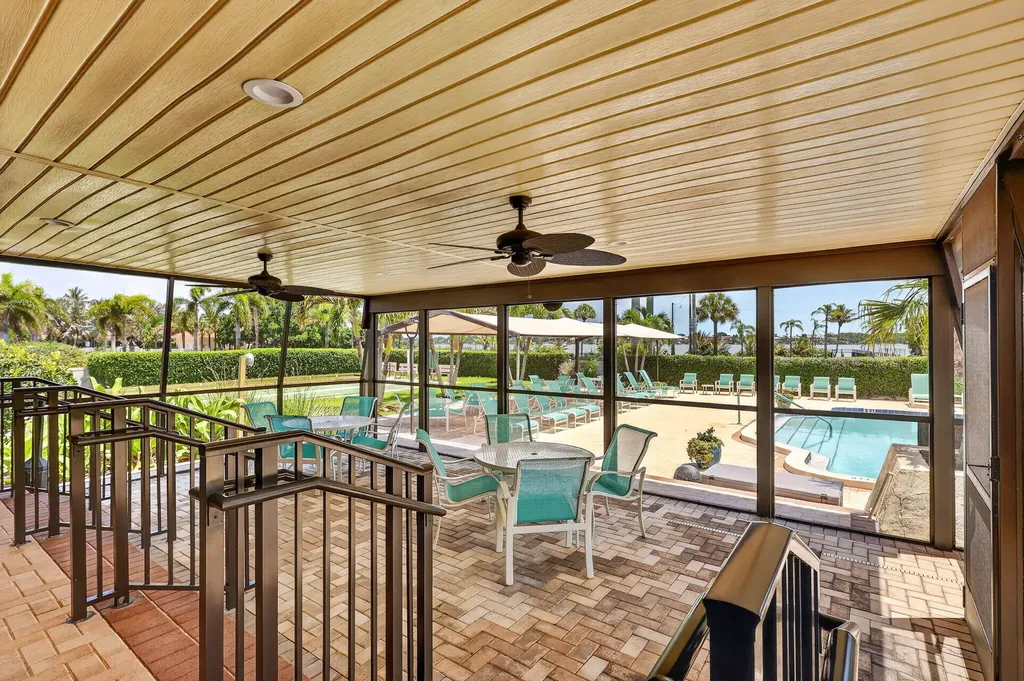 1800 SE Saint Lucie Boulevard Stuart FL 34996