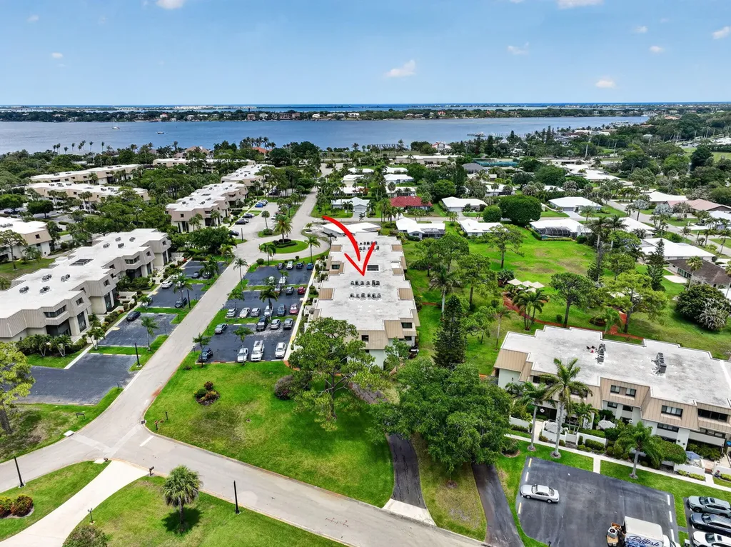 1800 SE Saint Lucie Boulevard Stuart FL 34996