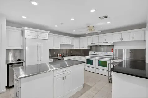 1800 SE Saint Lucie Boulevard Stuart FL 34996