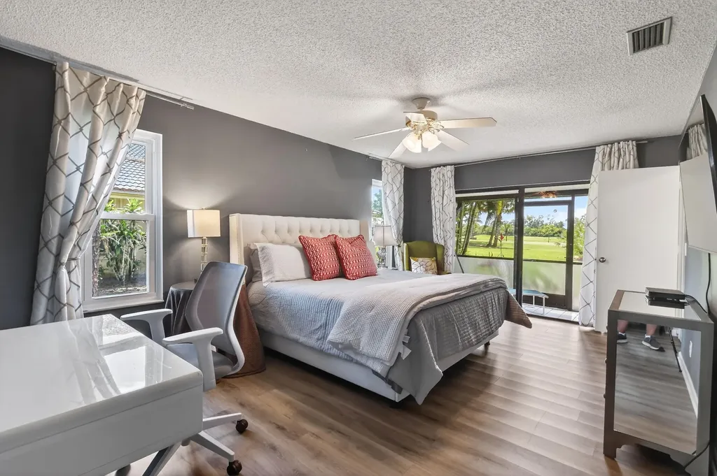 13289 Touchstone Place Palm Beach Gardens FL 33418