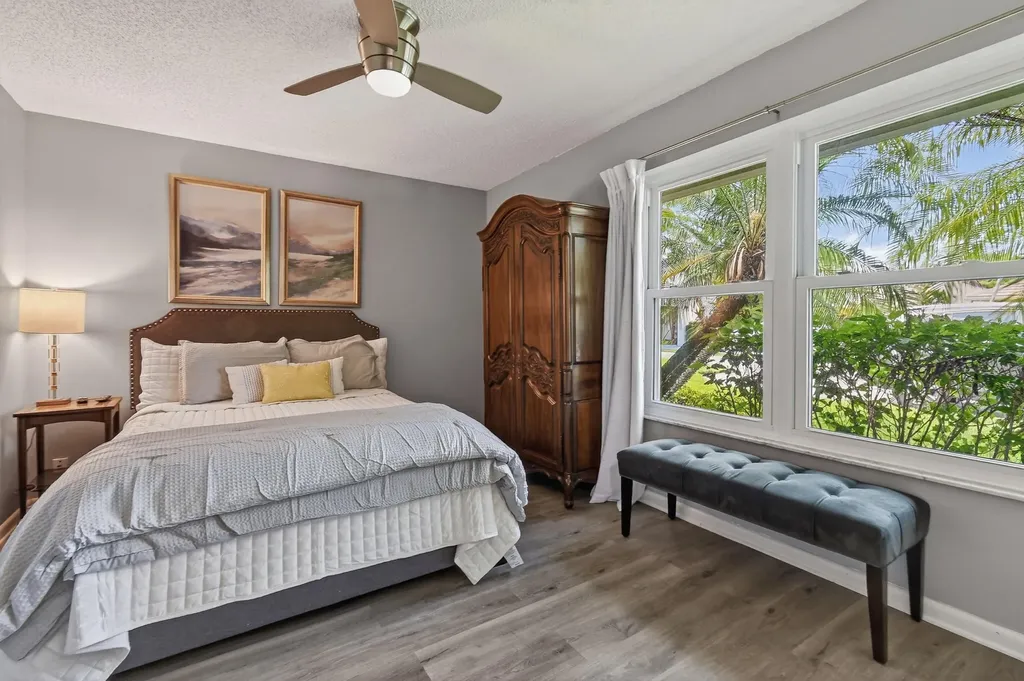 13289 Touchstone Place Palm Beach Gardens FL 33418