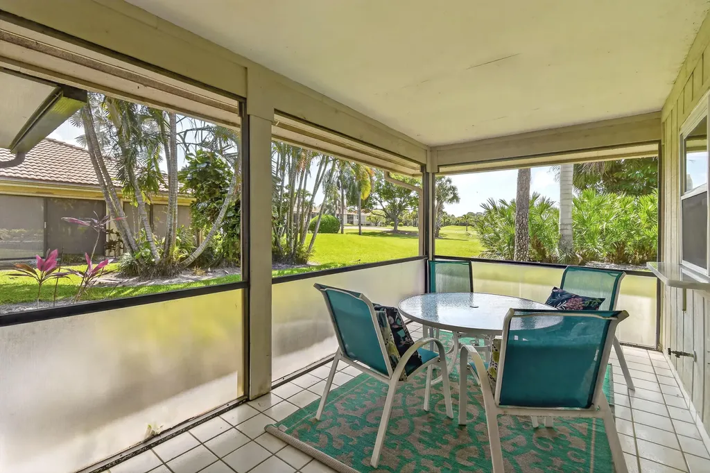 13289 Touchstone Place Palm Beach Gardens FL 33418