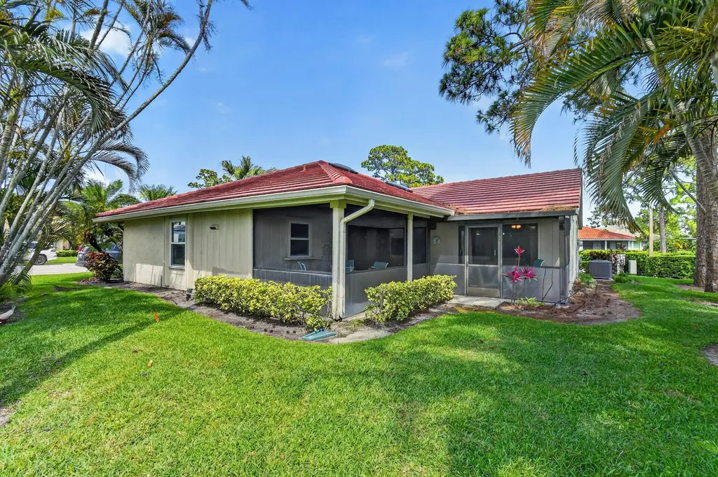 13289 Touchstone Place Palm Beach Gardens FL 33418