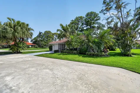 13289 Touchstone Place Palm Beach Gardens FL 33418
