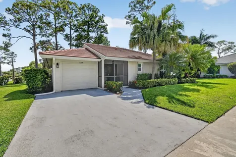 13289 Touchstone Place Palm Beach Gardens FL 33418