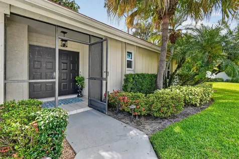 13289 Touchstone Place Palm Beach Gardens FL 33418