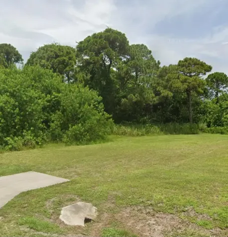 Xxxx Barcelona Avenue Fort Pierce FL 34946
