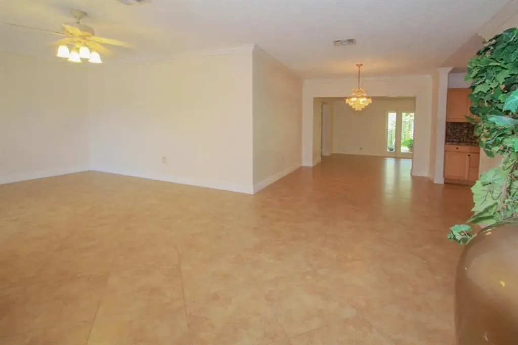 98 Seminole Lane Boca Raton FL 33487