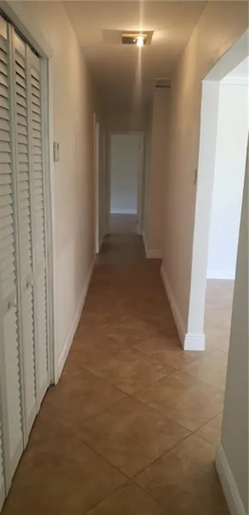 98 Seminole Lane Boca Raton FL 33487