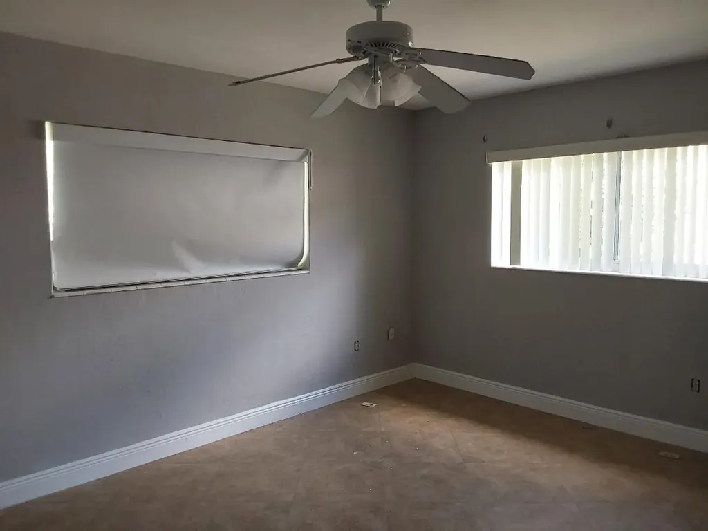 98 Seminole Lane Boca Raton FL 33487