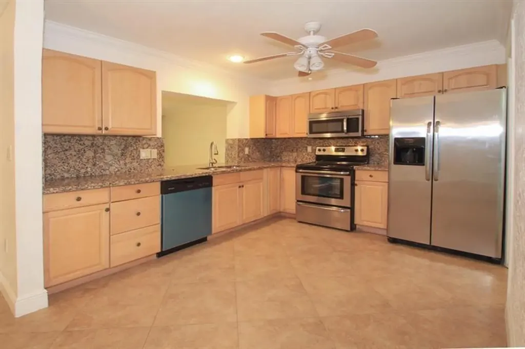 98 Seminole Lane Boca Raton FL 33487