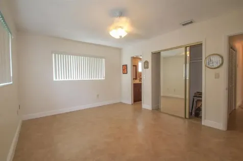 98 Seminole Lane Boca Raton FL 33487