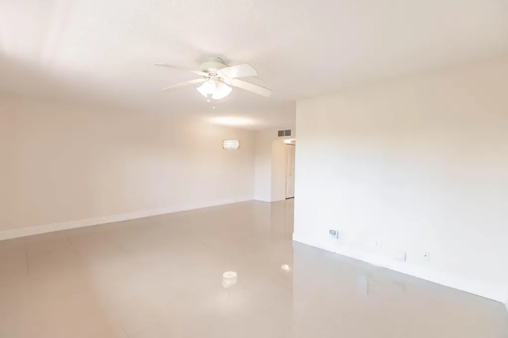 4302 Martinique Circle Coconut Creek FL 33066