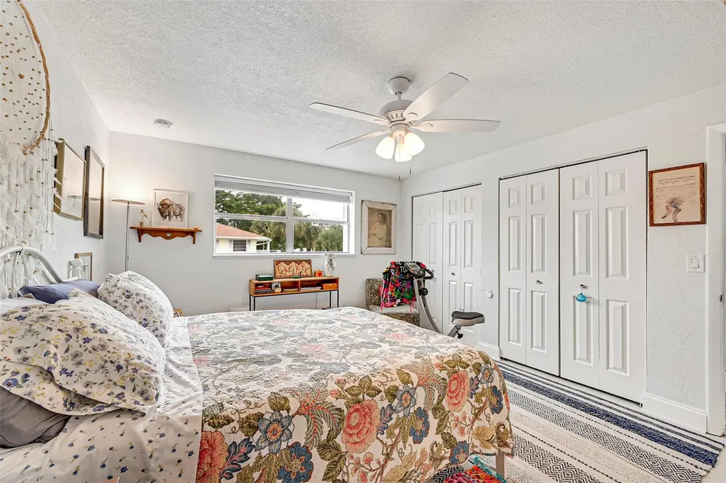 2715 NE 49th Street Fort Lauderdale FL 33308