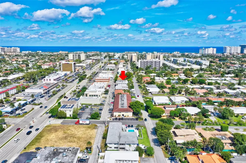2715 NE 49th Street Fort Lauderdale FL 33308