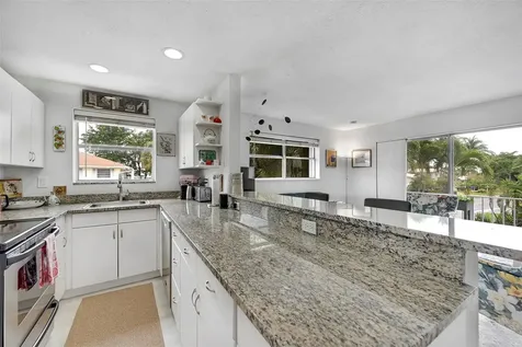 2715 NE 49th Street Fort Lauderdale FL 33308