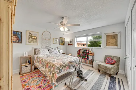 2715 NE 49th Street Fort Lauderdale FL 33308