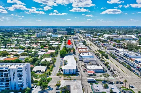 2715 NE 49th Street Fort Lauderdale FL 33308