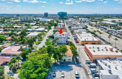2715 NE 49th Street Fort Lauderdale FL 33308