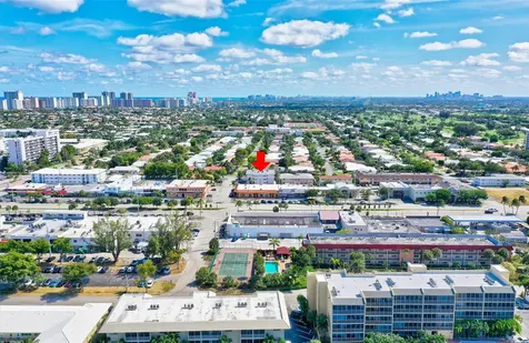 2715 NE 49th Street Fort Lauderdale FL 33308