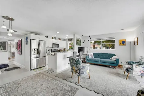 2715 NE 49th Street Fort Lauderdale FL 33308