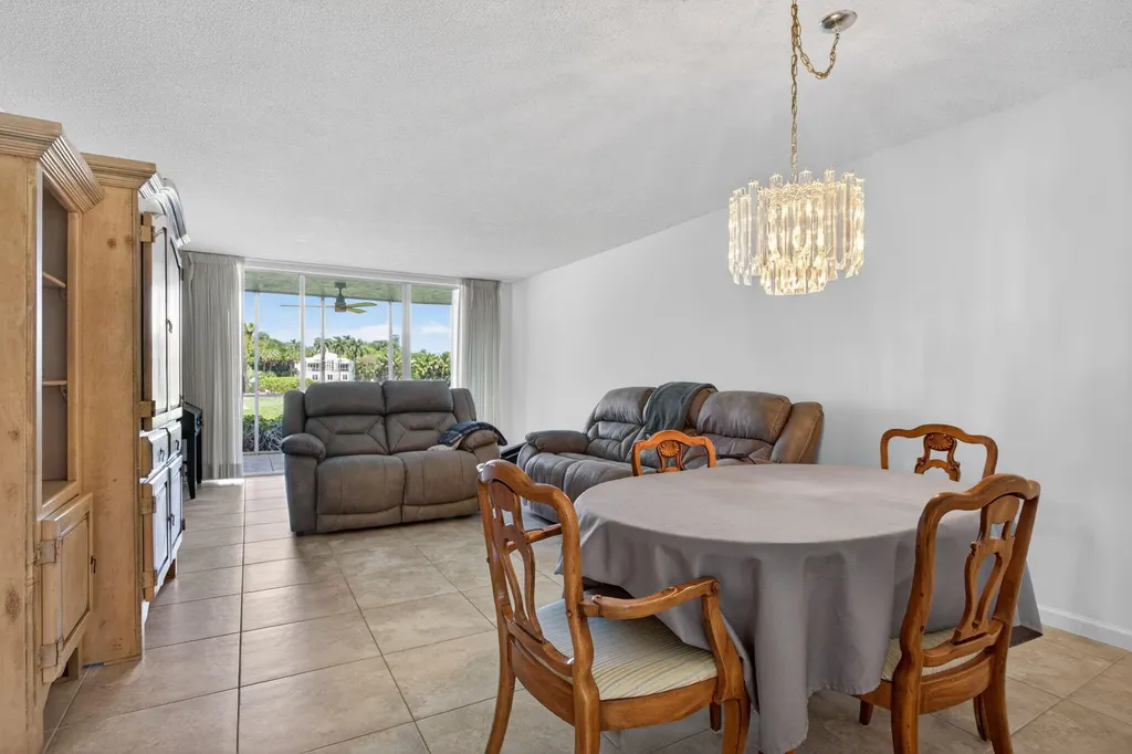 3150 NE 48th Court Lighthouse Point FL 33064