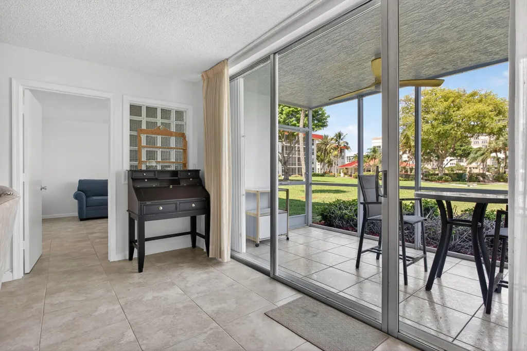 3150 NE 48th Court Lighthouse Point FL 33064