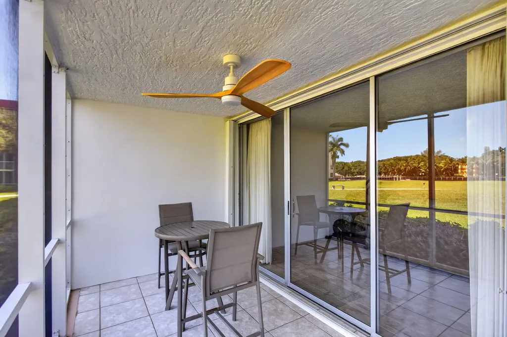 3150 NE 48th Court Lighthouse Point FL 33064