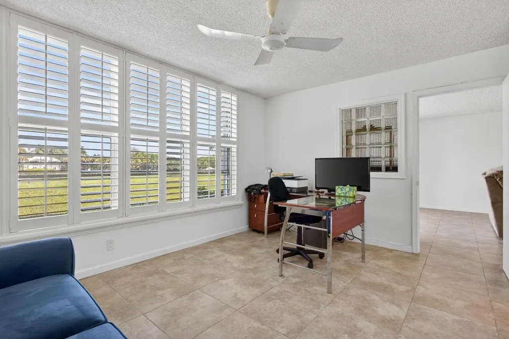 3150 NE 48th Court Lighthouse Point FL 33064