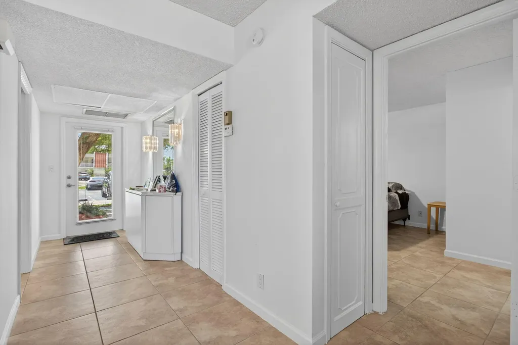 3150 NE 48th Court Lighthouse Point FL 33064
