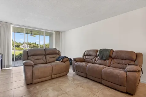 3150 NE 48th Court Lighthouse Point FL 33064