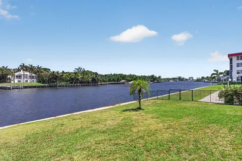 3150 NE 48th Court Lighthouse Point FL 33064