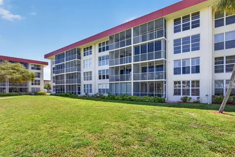 3150 NE 48th Court Lighthouse Point FL 33064