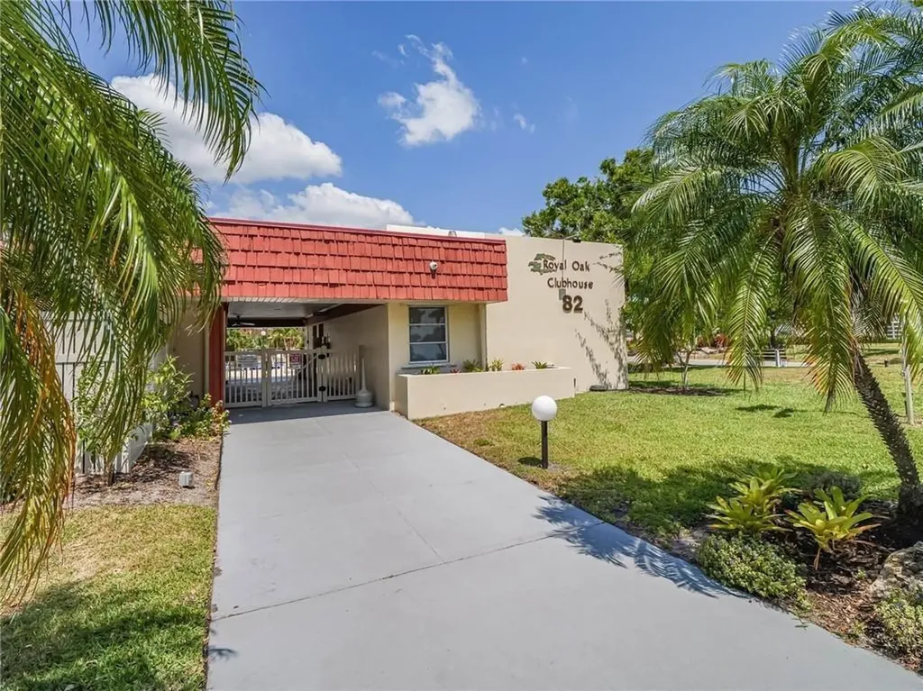 76 Royal Oak Drive Vero Beach FL 32962