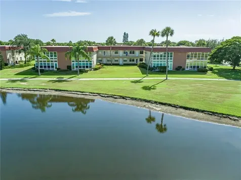 76 Royal Oak Drive Vero Beach FL 32962