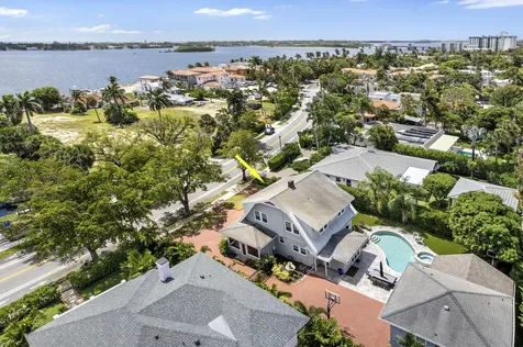 3109 Washington Road West Palm Beach FL 33405