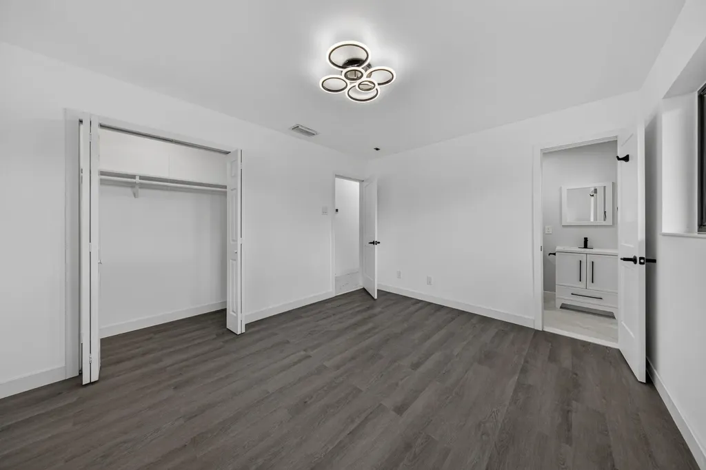 2740 NW 9th Lane Wilton Manors FL 33311