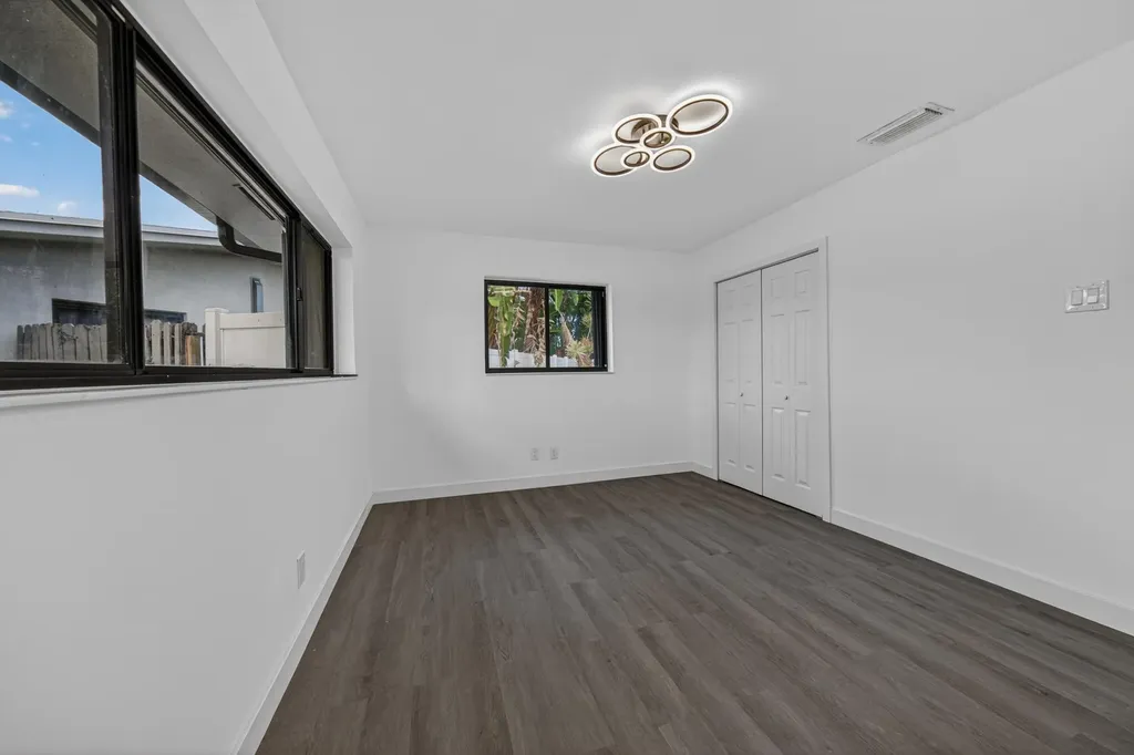 2740 NW 9th Lane Wilton Manors FL 33311
