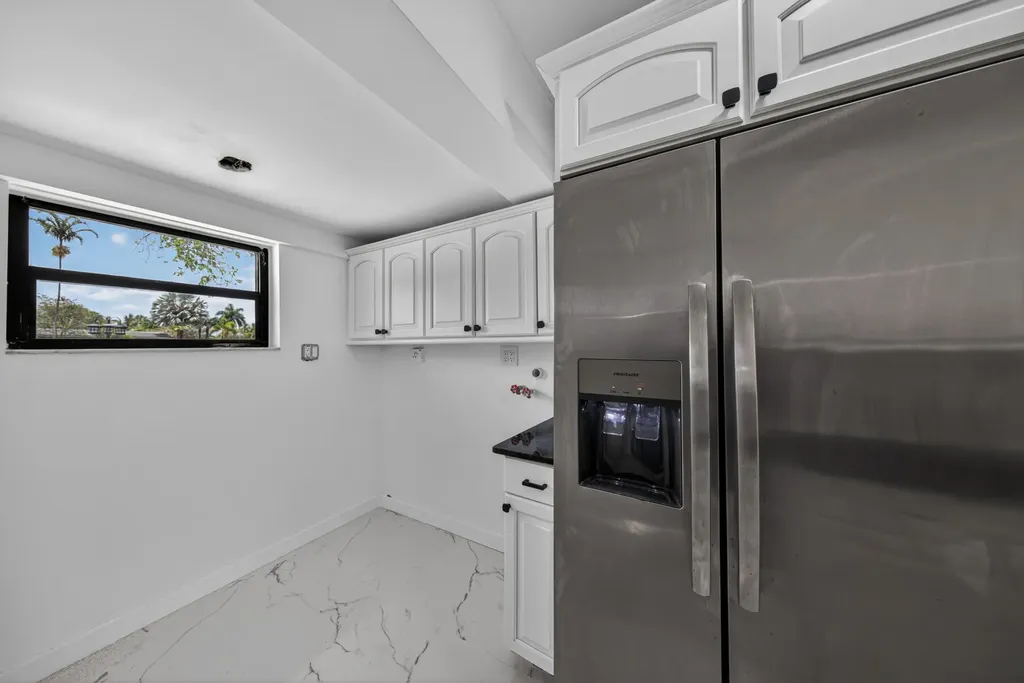 2740 NW 9th Lane Wilton Manors FL 33311