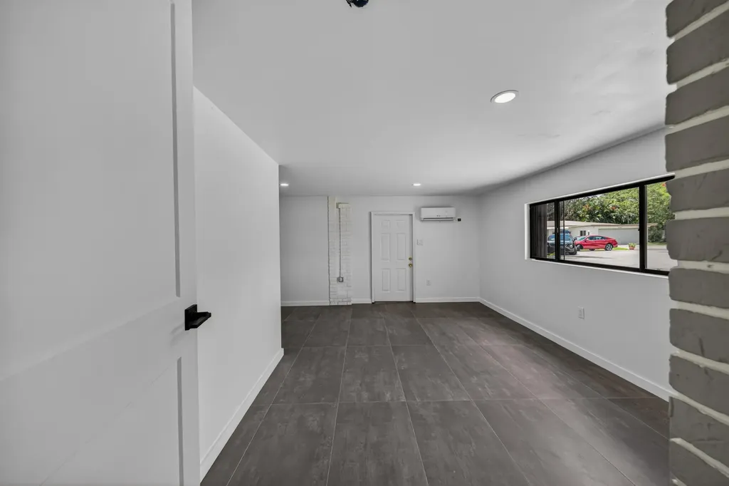 2740 NW 9th Lane Wilton Manors FL 33311