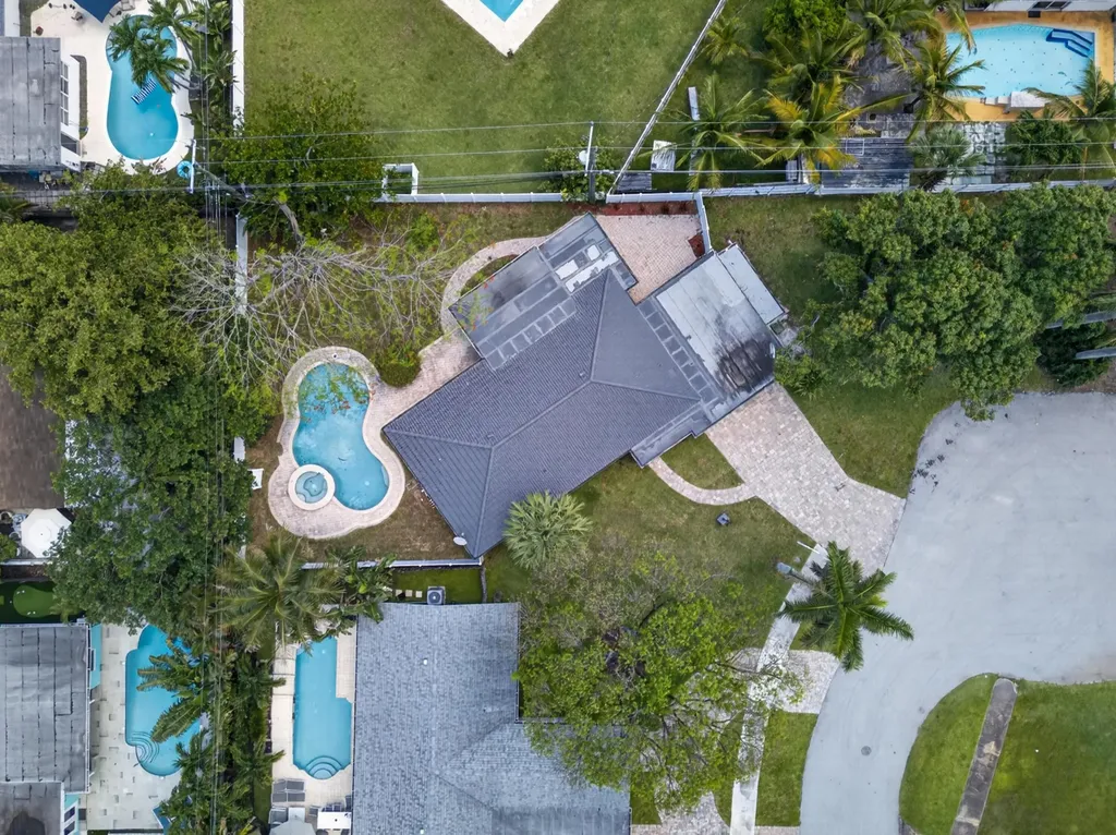 2740 NW 9th Lane Wilton Manors FL 33311